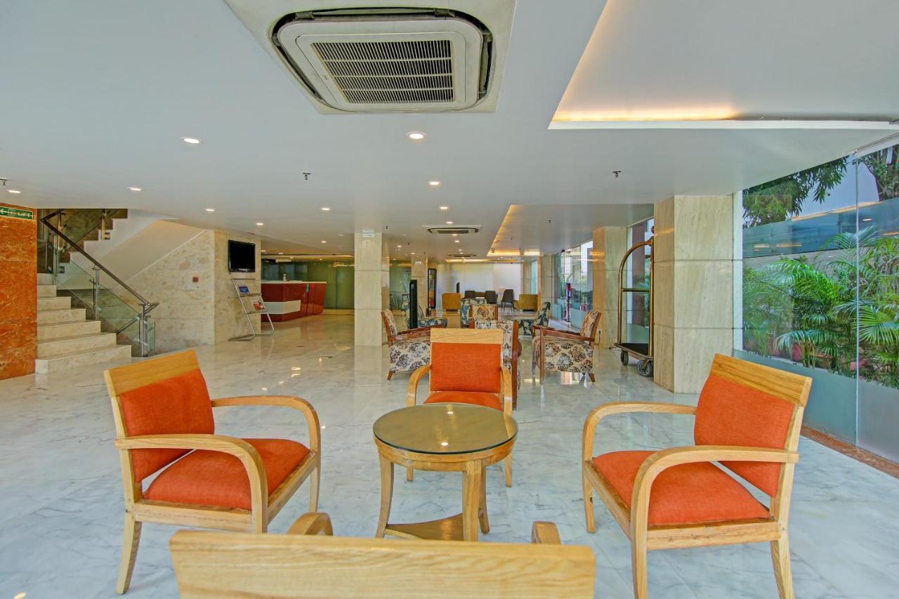 Townhouse Oak Safdarjung Hotel Nova Deli Exterior foto